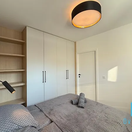 Sailor Apartment- 10 Minutes To Seaside & Center גדינייה