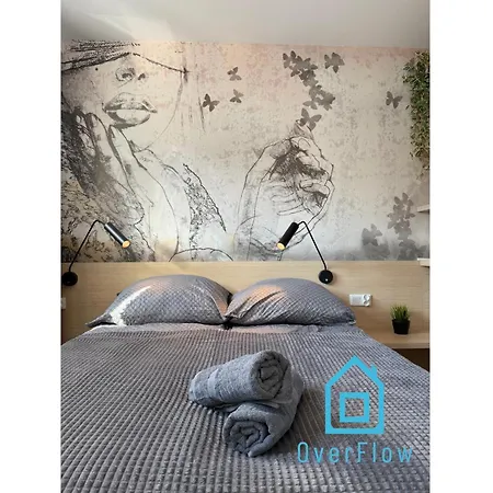 Sailor Apartment- 10 Minutes To Seaside & Center דירה