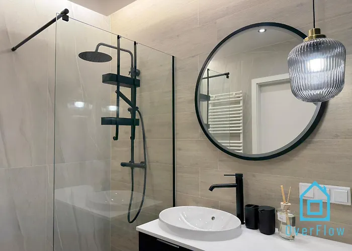 Sailor Apartment- 10 Minutes To Seaside & Center 公寓 *